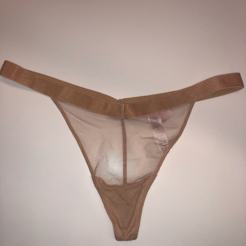 Bundle and make and offer String thong